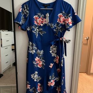 Banana Republic Blue Floral Print Flirty Wrap Midi Dress